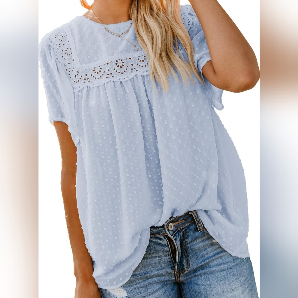 Crewneck Lace Crochet Short Sleeve Top